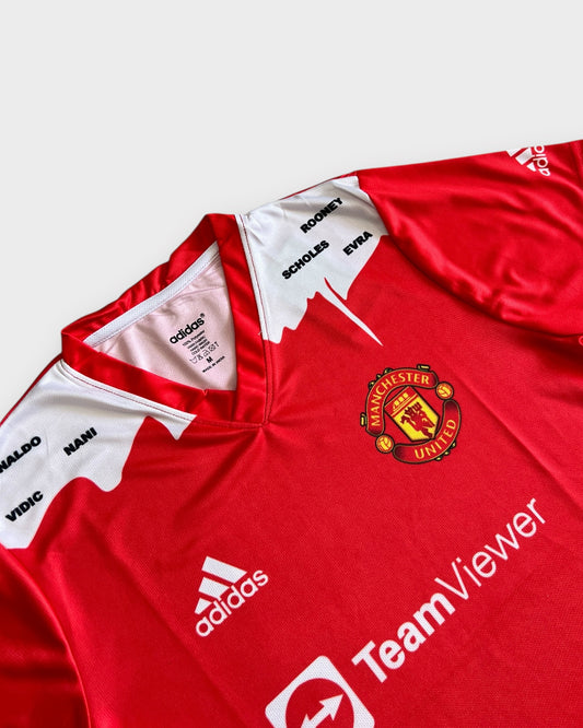 Manchester United Glory Fan Jersey