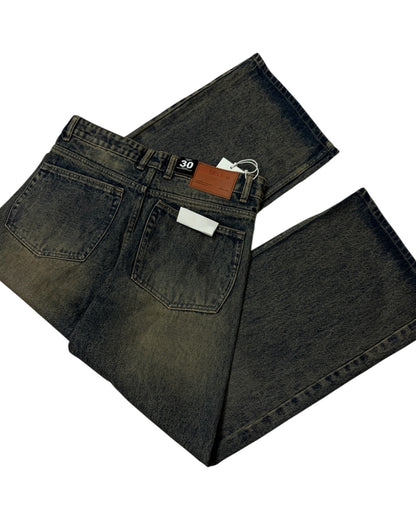 Muddy Wash Distressed Wide Fit Jeans